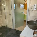 Hotel Avra 3*