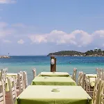 Avra Hotel