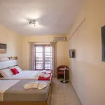 Hotel Avra Ormos Panagias