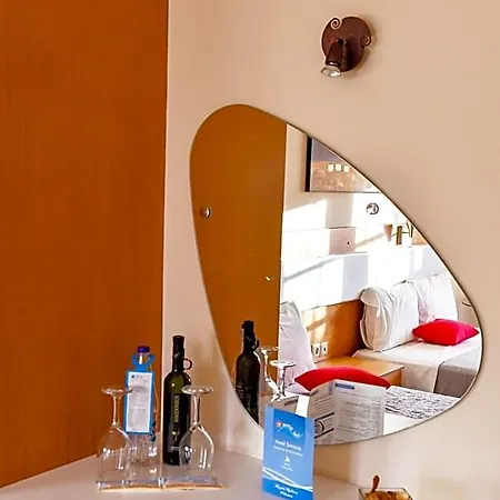 Avra Hotel