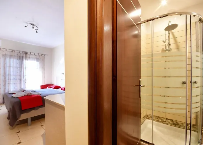 Avra Hotel