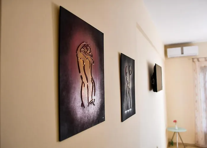 Avra אורמוס פנגיאס