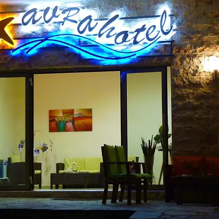 Hotel Avra Ormos Panagias