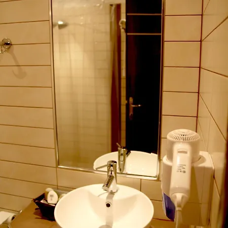 Avra Hotel