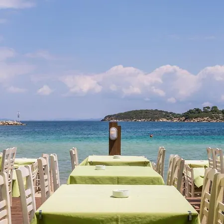 Avra Hotel