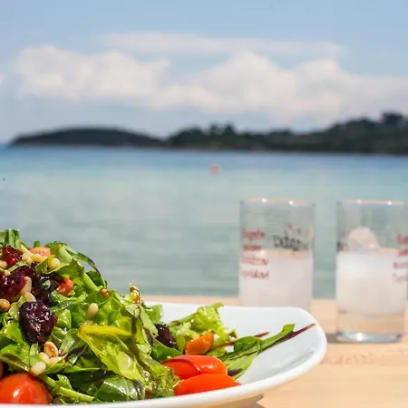 Avra 3* Ormos Panagias